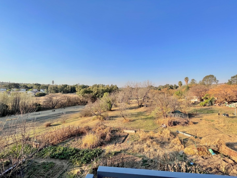 To Let 2 Bedroom Property for Rent in Kyalami Hills Gauteng