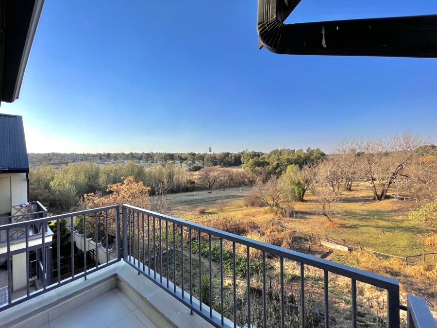 To Let 2 Bedroom Property for Rent in Kyalami Hills Gauteng