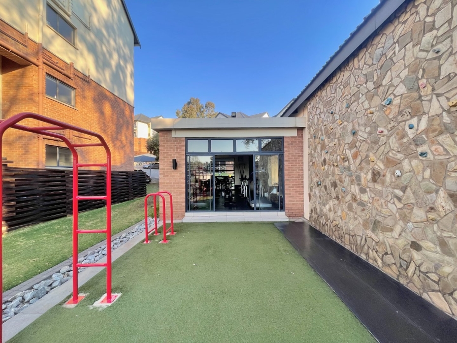 To Let 2 Bedroom Property for Rent in Kyalami Hills Gauteng