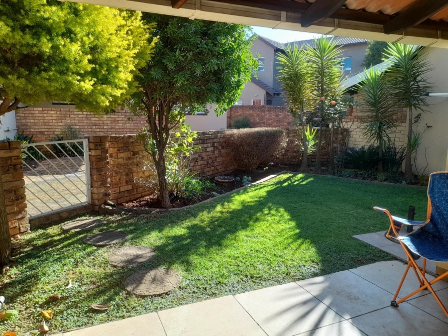 2 Bedroom Property for Sale in Pomona Gauteng