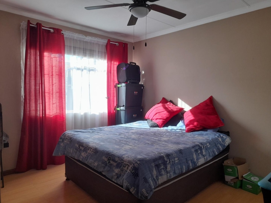 2 Bedroom Property for Sale in Pomona Gauteng