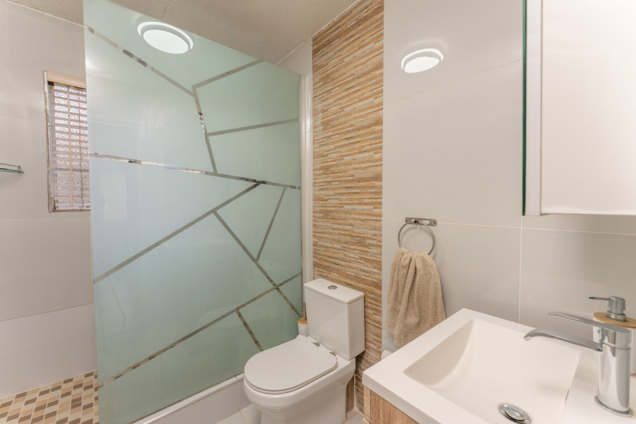 2 Bedroom Property for Sale in Eden Glen Gauteng