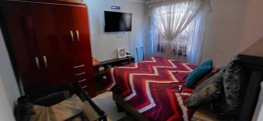 3 Bedroom Property for Sale in Protea Glen Gauteng