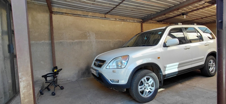 3 Bedroom Property for Sale in Protea Glen Gauteng