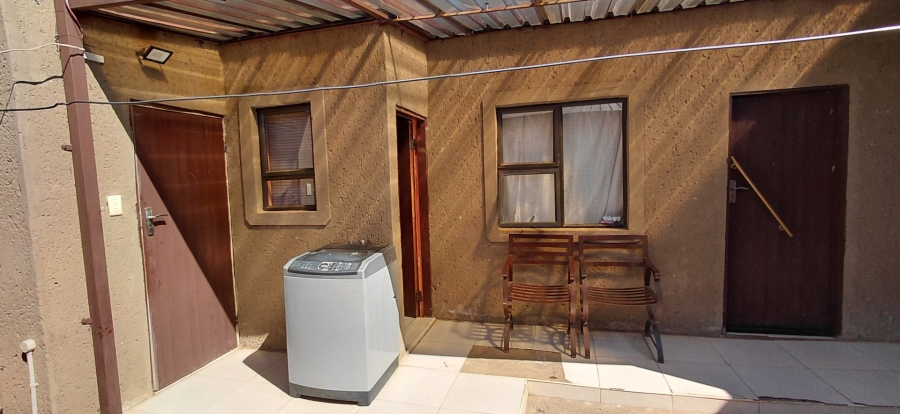 3 Bedroom Property for Sale in Protea Glen Gauteng