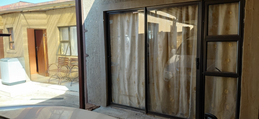 3 Bedroom Property for Sale in Protea Glen Gauteng