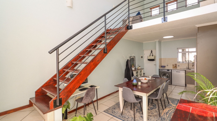 1 Bedroom Property for Sale in Bryanston Gauteng