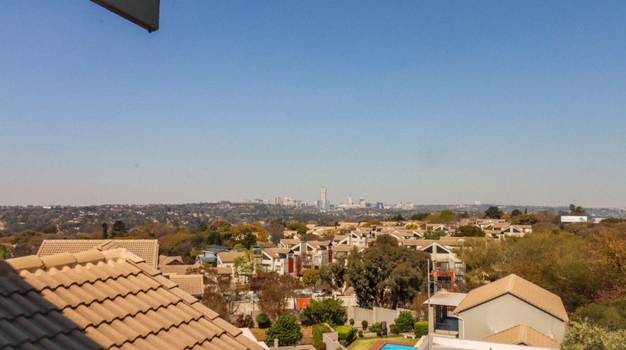 1 Bedroom Property for Sale in Bryanston Gauteng