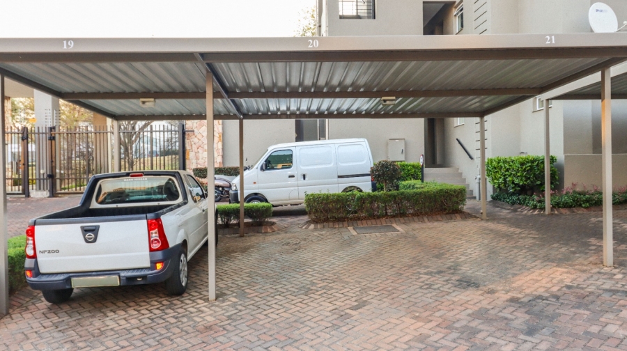 1 Bedroom Property for Sale in Bryanston Gauteng