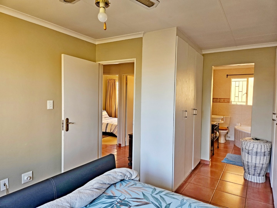 3 Bedroom Property for Sale in Terenure Gauteng