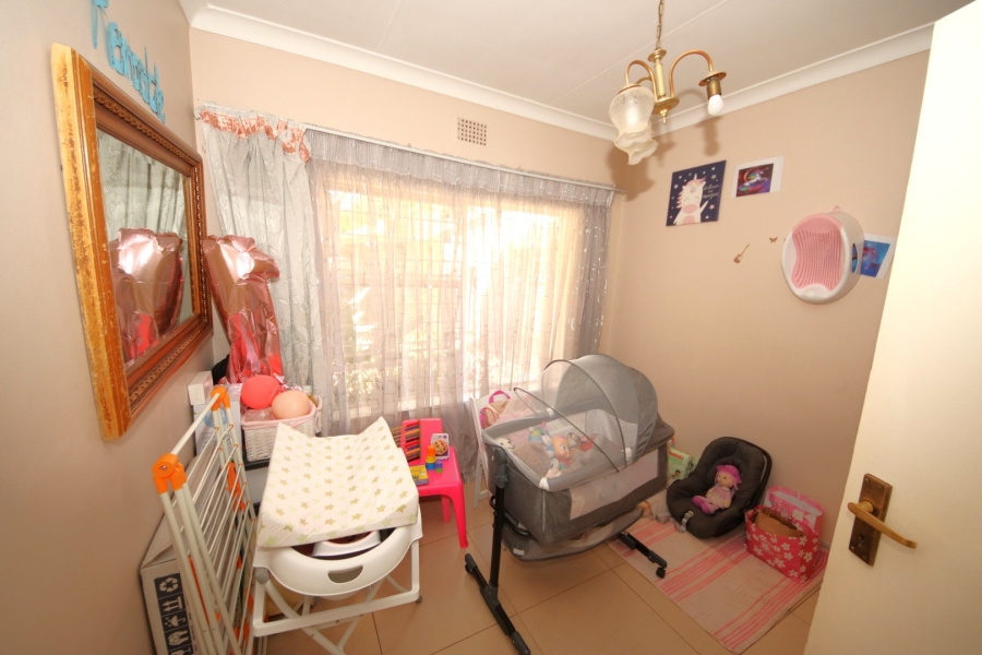 5 Bedroom Property for Sale in Meadowbrook Gauteng