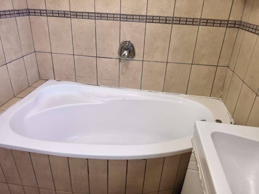 3 Bedroom Property for Sale in Klopperpark Gauteng