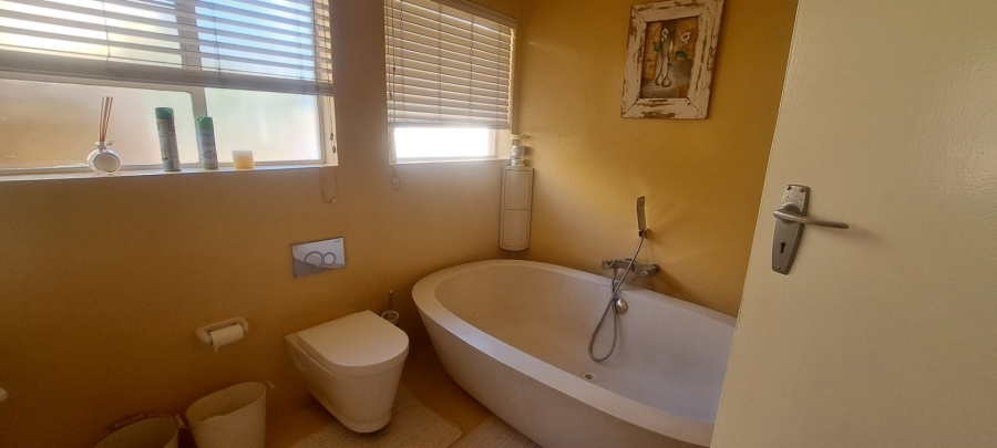 3 Bedroom Property for Sale in Bruma Gauteng