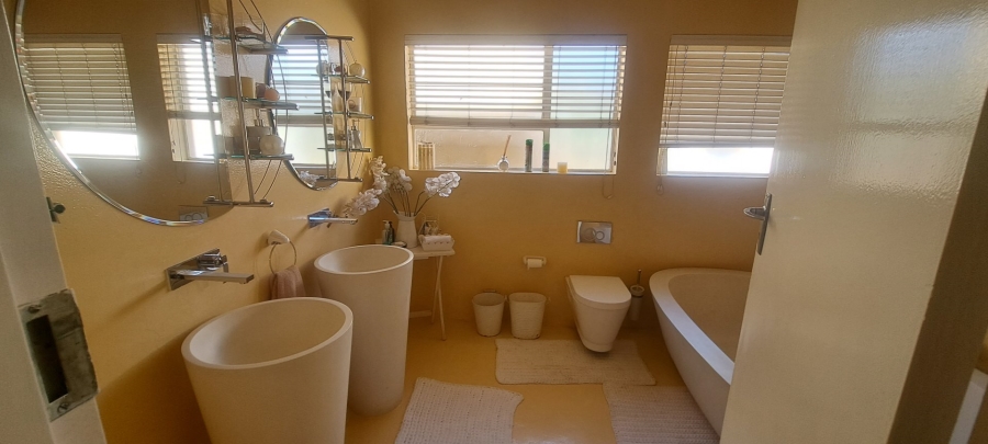 3 Bedroom Property for Sale in Bruma Gauteng
