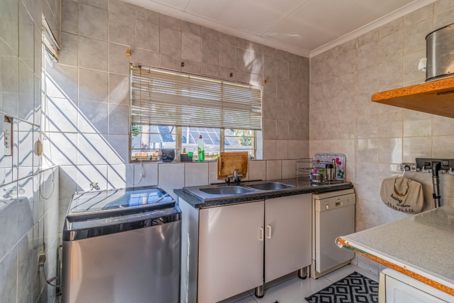3 Bedroom Property for Sale in Bruma Gauteng