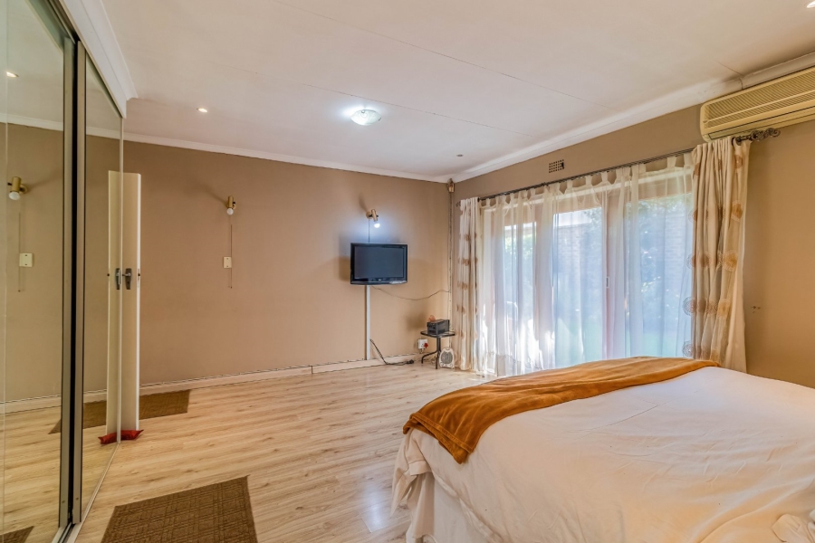 3 Bedroom Property for Sale in Bruma Gauteng