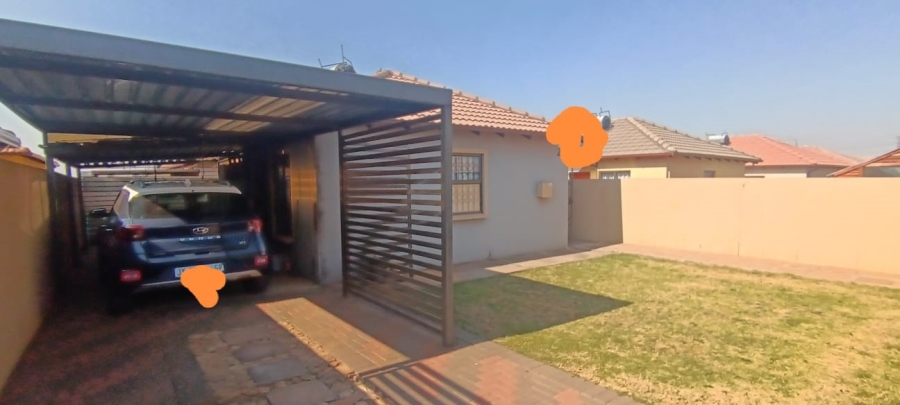 2 Bedroom Property for Sale in Windmill Park Gauteng