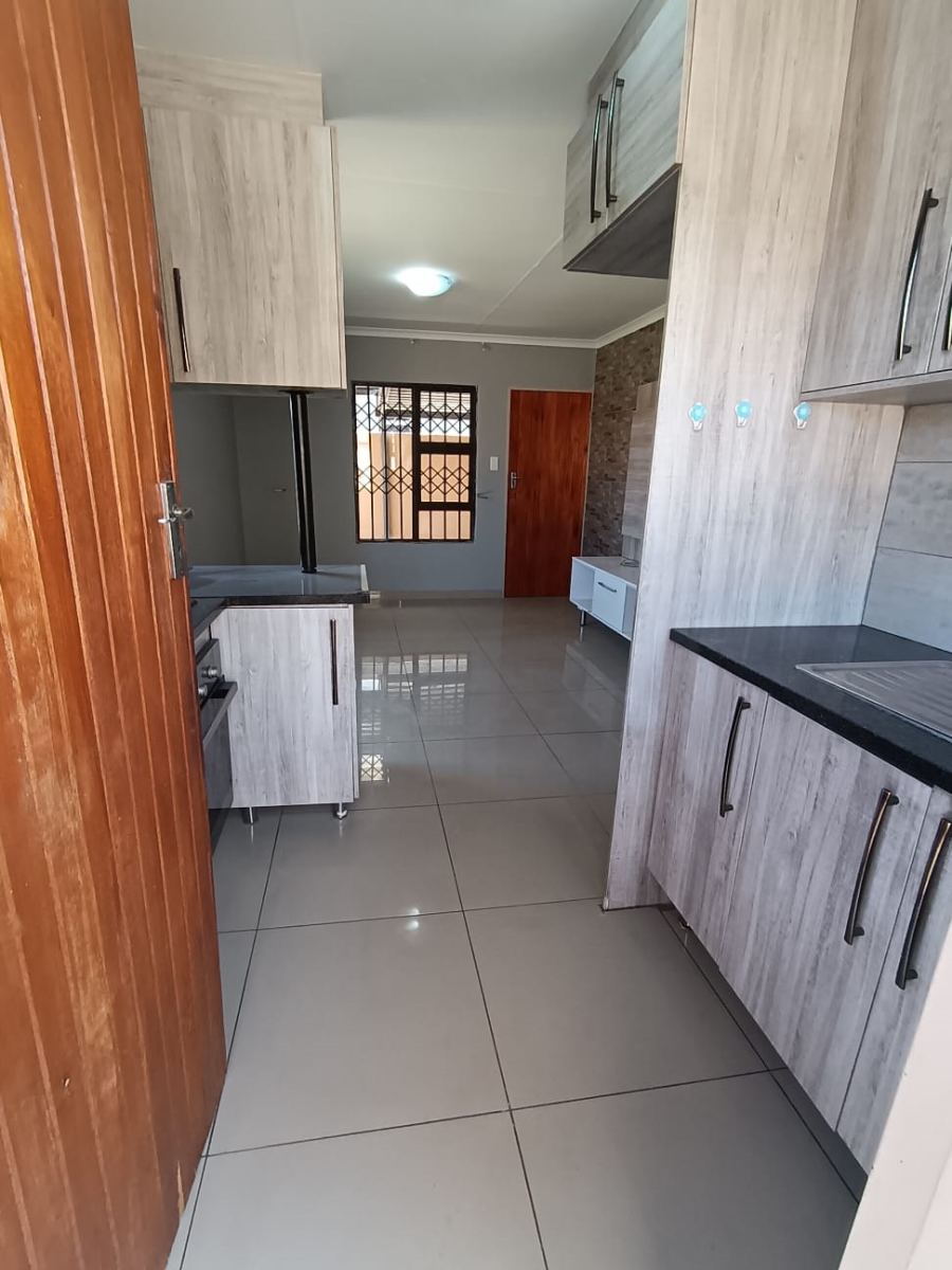2 Bedroom Property for Sale in Windmill Park Gauteng