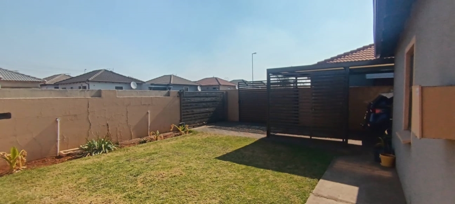 2 Bedroom Property for Sale in Windmill Park Gauteng