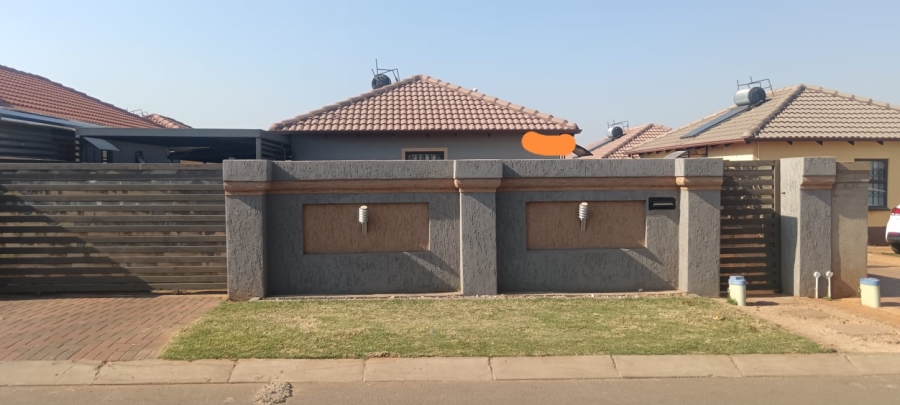2 Bedroom Property for Sale in Windmill Park Gauteng