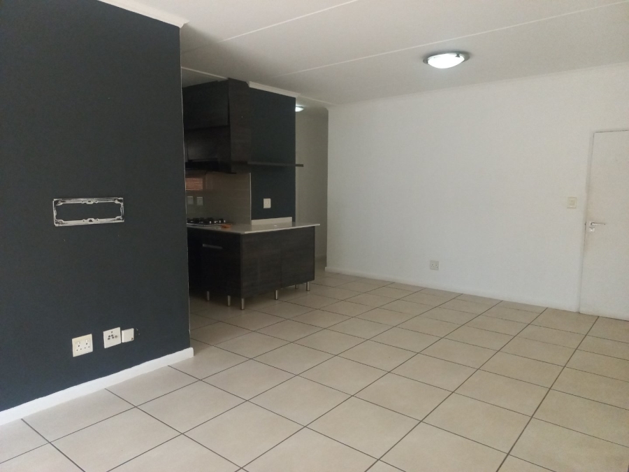 To Let 3 Bedroom Property for Rent in Olivedale Gauteng