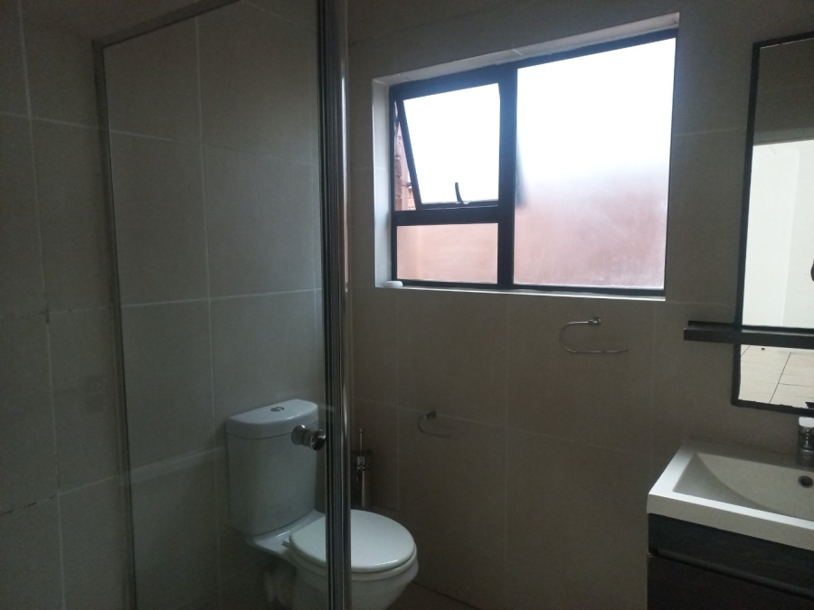 To Let 3 Bedroom Property for Rent in Olivedale Gauteng