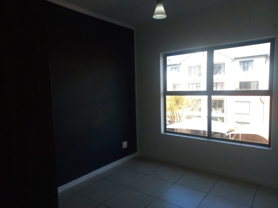 To Let 3 Bedroom Property for Rent in Olivedale Gauteng