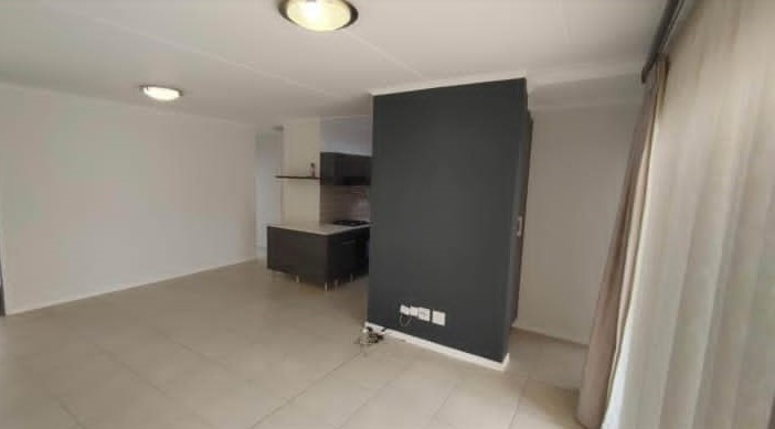 To Let 3 Bedroom Property for Rent in Olivedale Gauteng