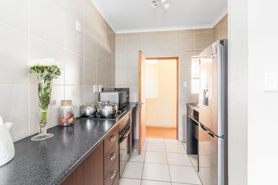 To Let 2 Bedroom Property for Rent in Ormonde View Gauteng