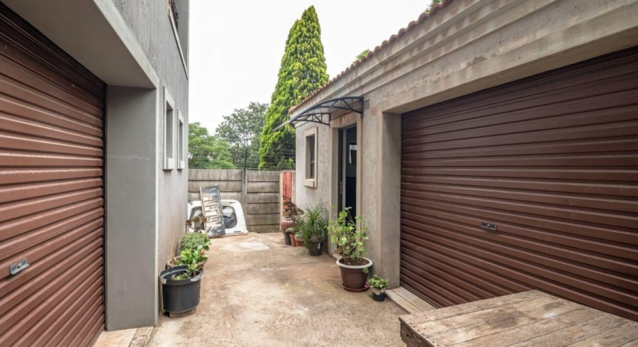5 Bedroom Property for Sale in Sunnyridge Gauteng