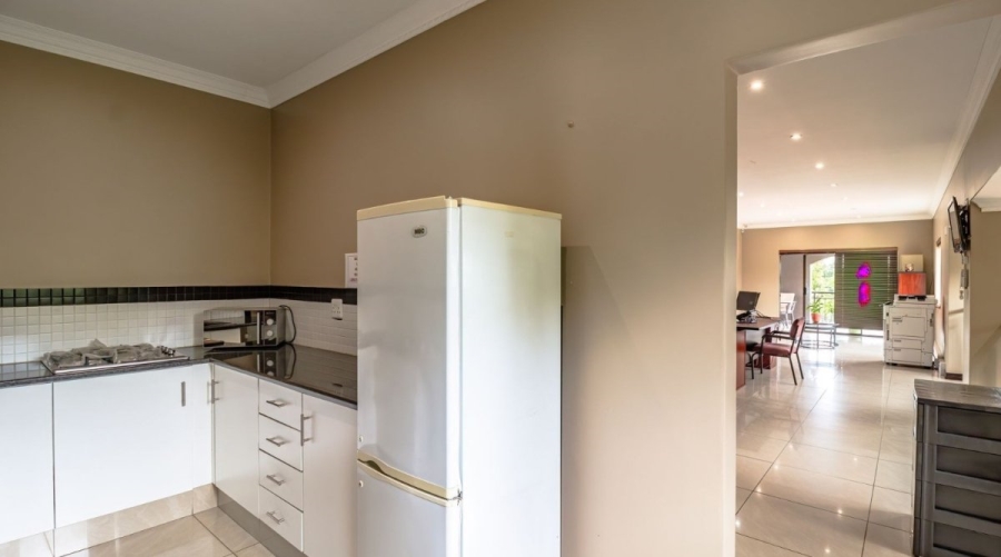 5 Bedroom Property for Sale in Sunnyridge Gauteng