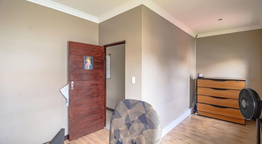 5 Bedroom Property for Sale in Sunnyridge Gauteng