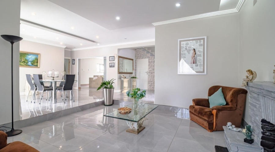 5 Bedroom Property for Sale in Sunnyridge Gauteng