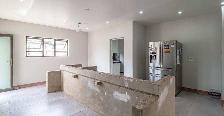 5 Bedroom Property for Sale in Sunnyridge Gauteng