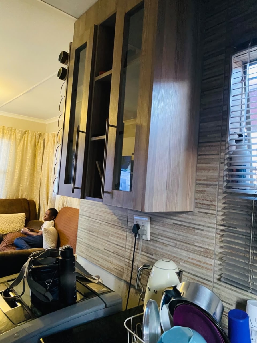  Bedroom Property for Sale in Lotus Gardens Gauteng