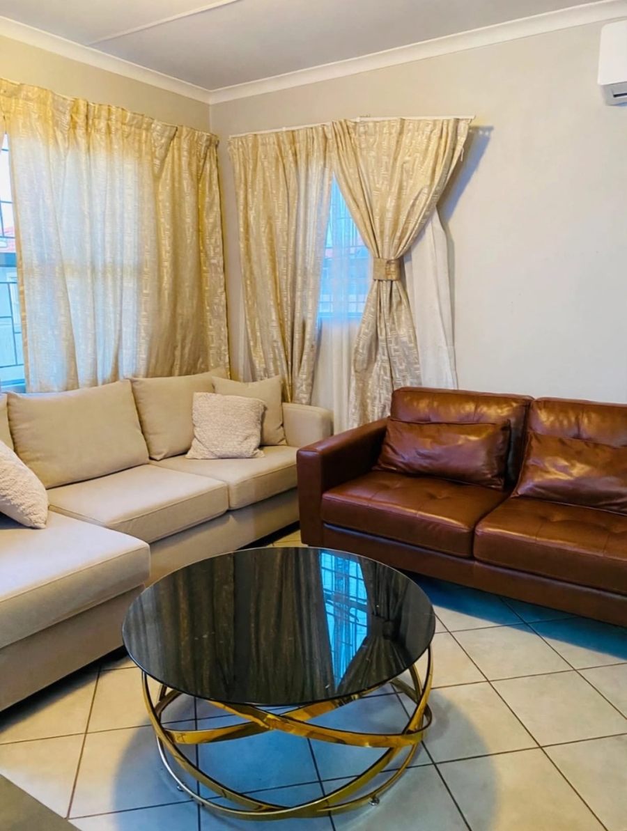  Bedroom Property for Sale in Lotus Gardens Gauteng