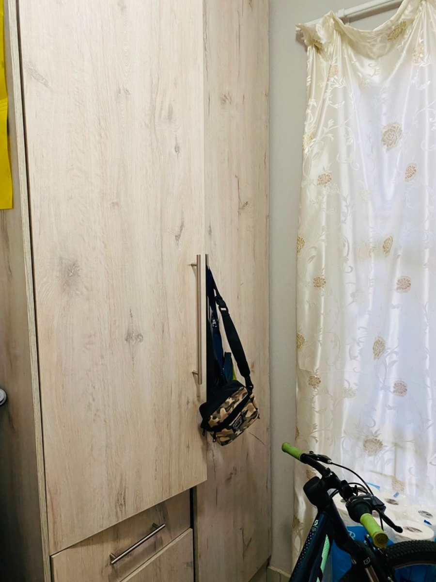  Bedroom Property for Sale in Lotus Gardens Gauteng