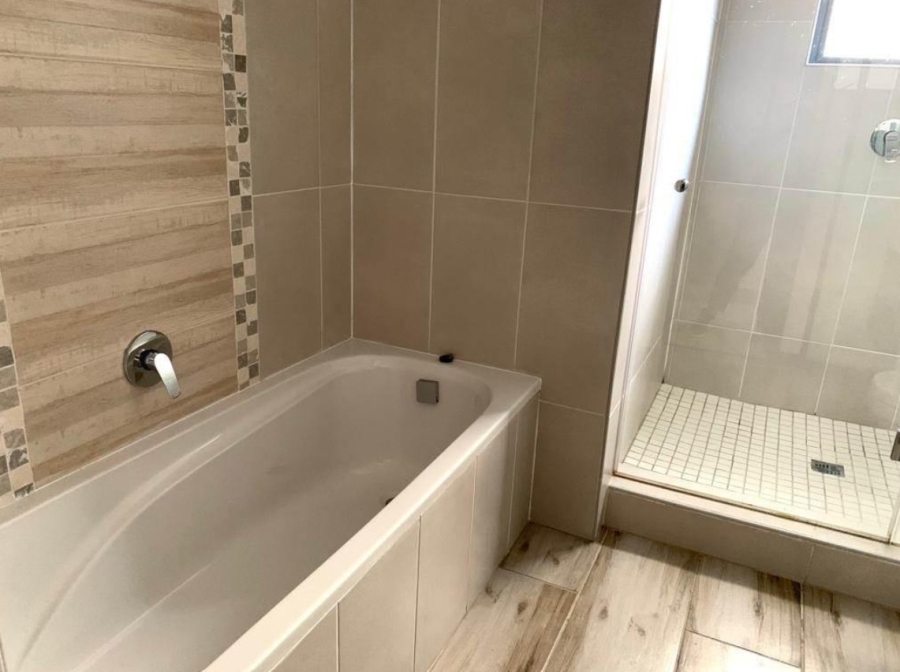 To Let 2 Bedroom Property for Rent in Carlswald Gauteng
