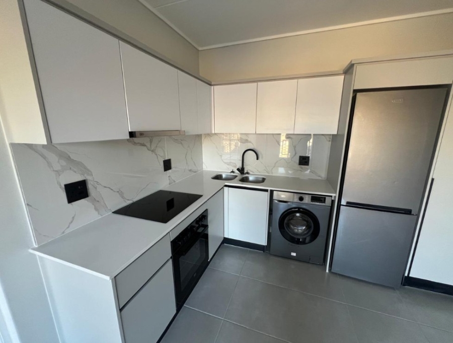 To Let 1 Bedroom Property for Rent in Waterfall Gauteng
