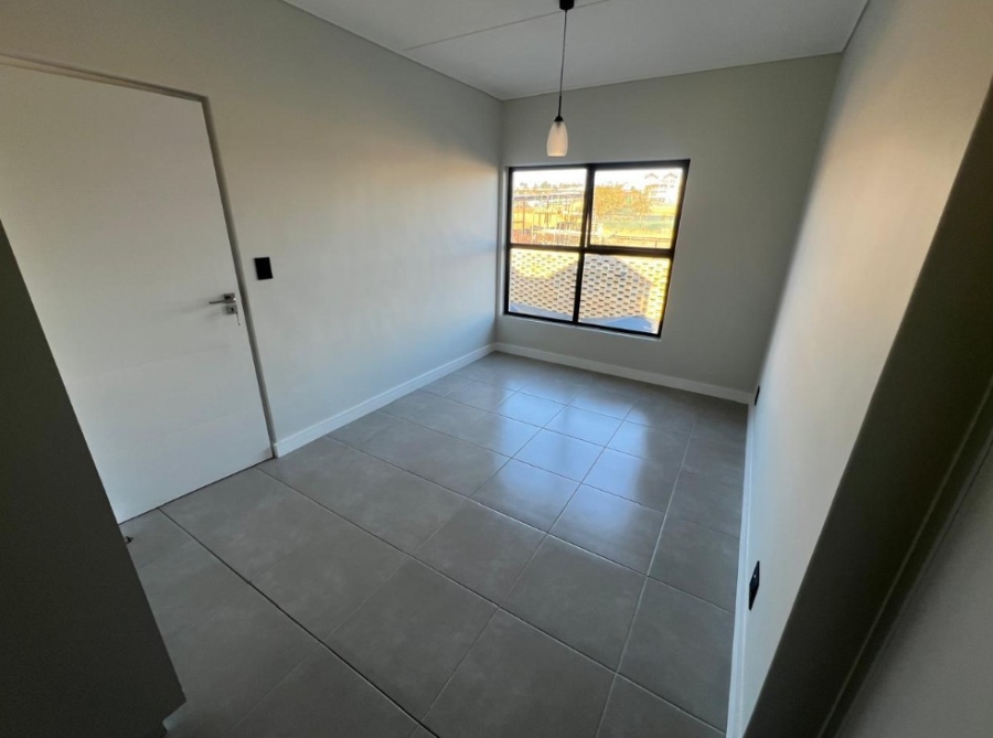 To Let 1 Bedroom Property for Rent in Waterfall Gauteng