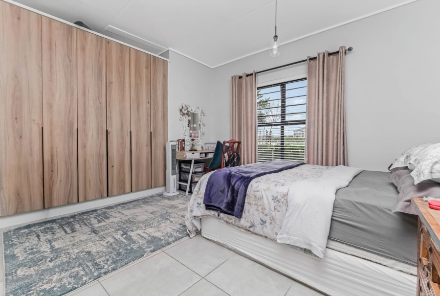 To Let 3 Bedroom Property for Rent in Waterfall Gauteng