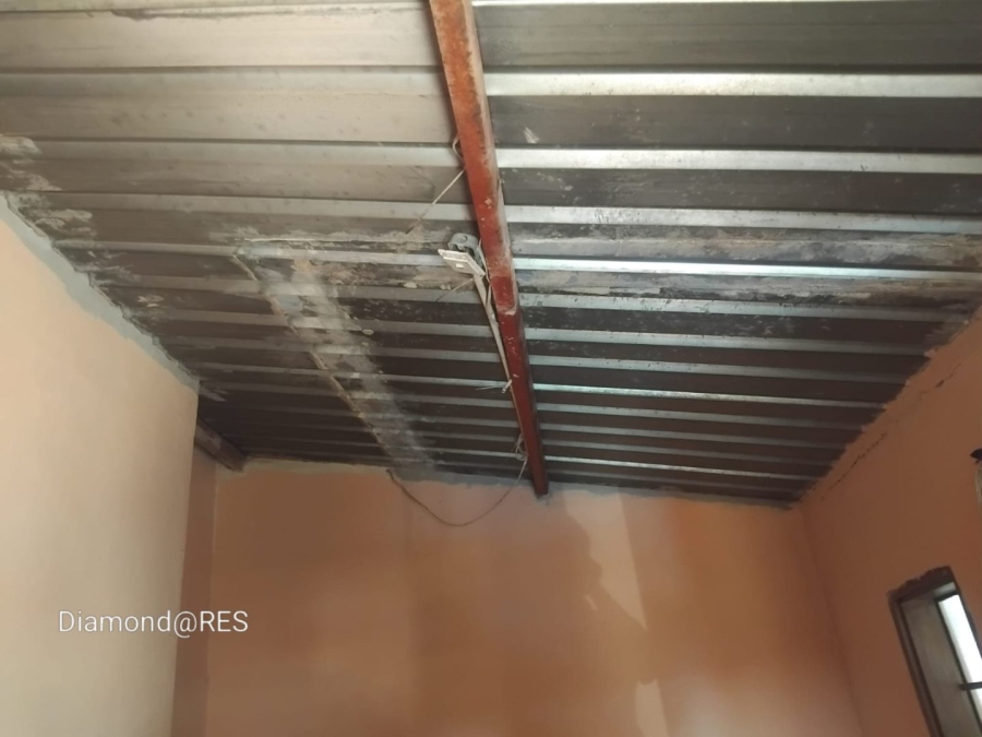 7 Bedroom Property for Sale in Tswelopele Gauteng