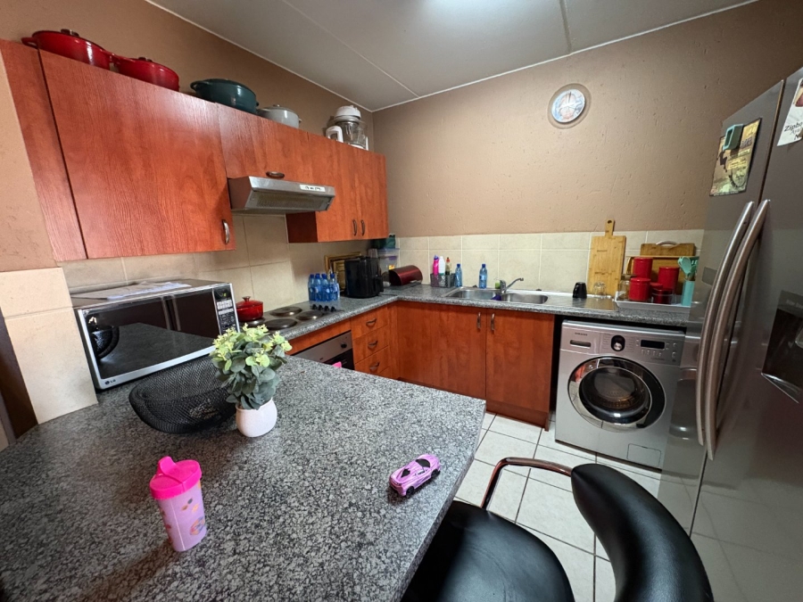 2 Bedroom Property for Sale in Comet Gauteng
