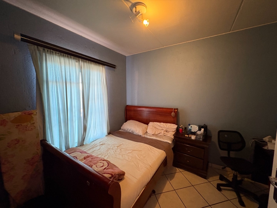 2 Bedroom Property for Sale in Comet Gauteng