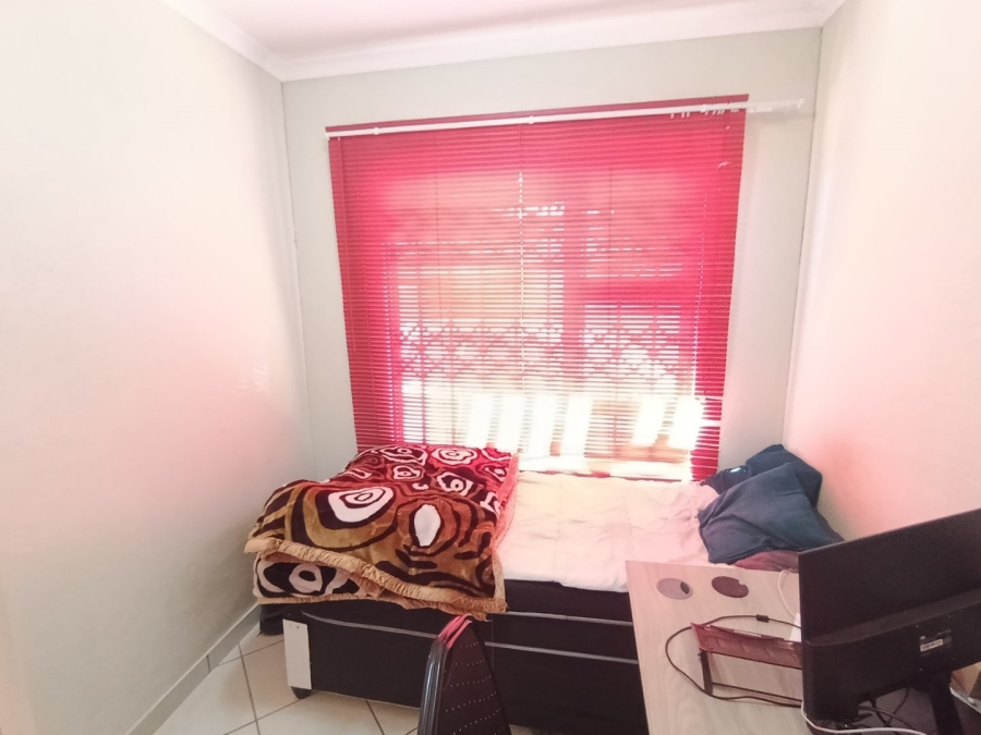 3 Bedroom Property for Sale in Protea Glen Gauteng