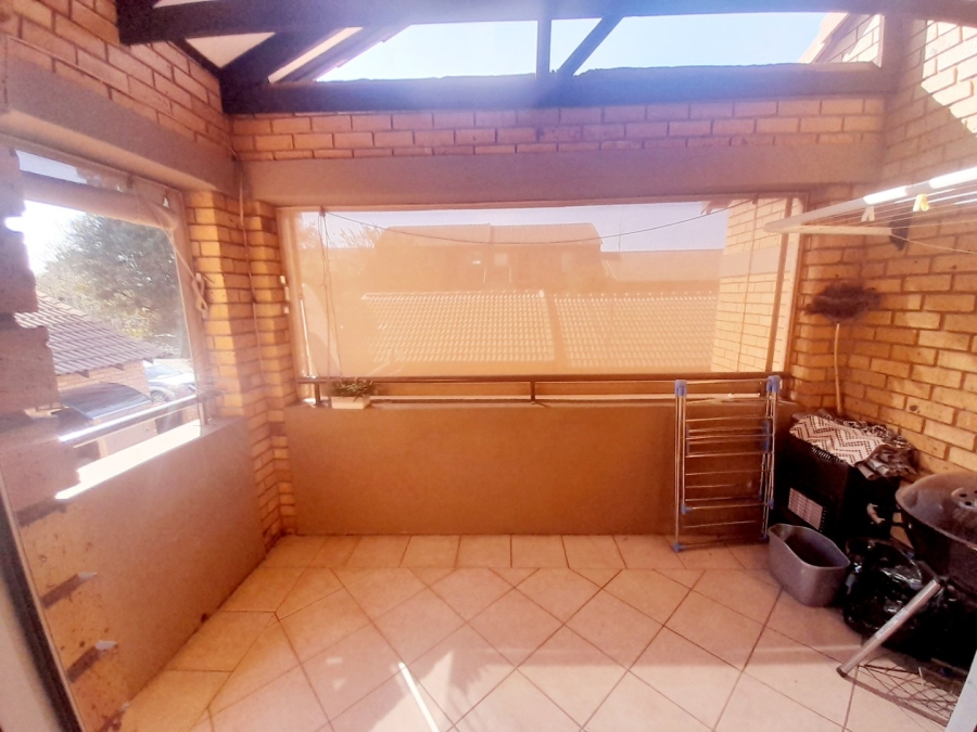 2 Bedroom Property for Sale in Eco Park Gauteng
