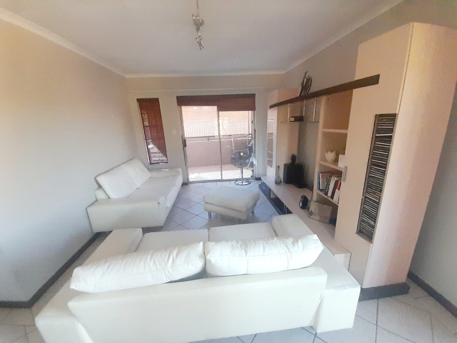 2 Bedroom Property for Sale in Eco Park Gauteng