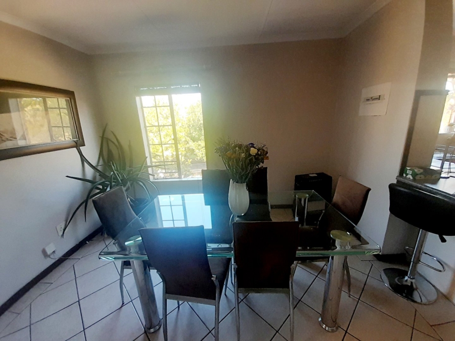 2 Bedroom Property for Sale in Eco Park Gauteng