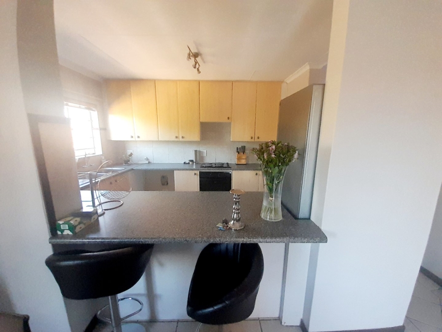 2 Bedroom Property for Sale in Eco Park Gauteng