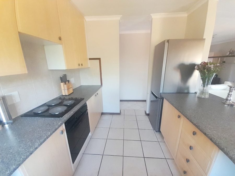 2 Bedroom Property for Sale in Eco Park Gauteng